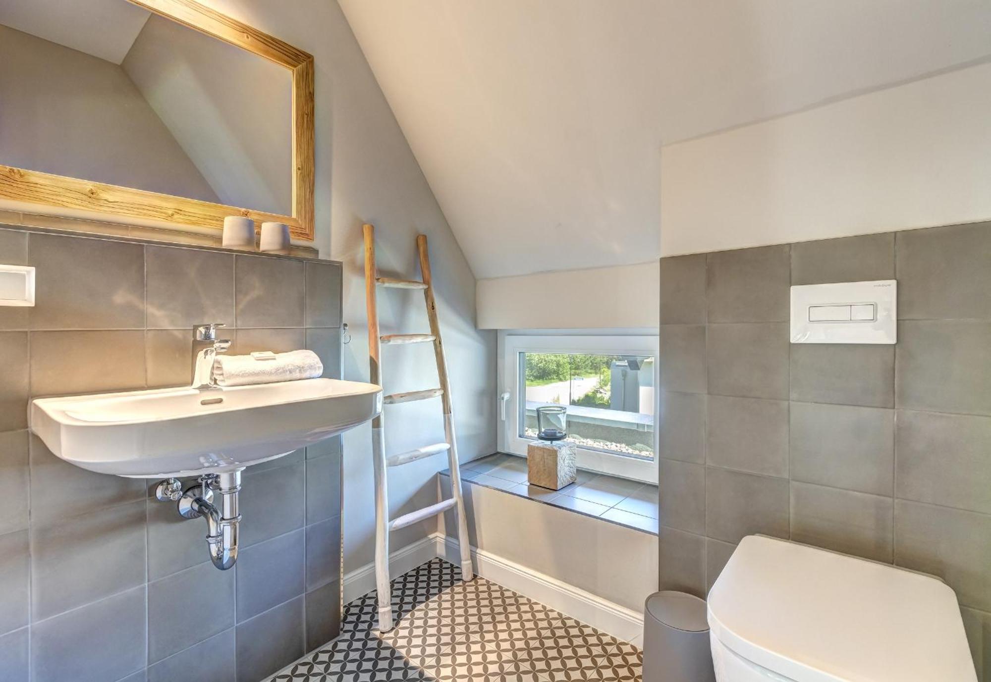 Ferienhaus Lodino Lodge Mit Sauna Und Kamin Лодин Екстериор снимка